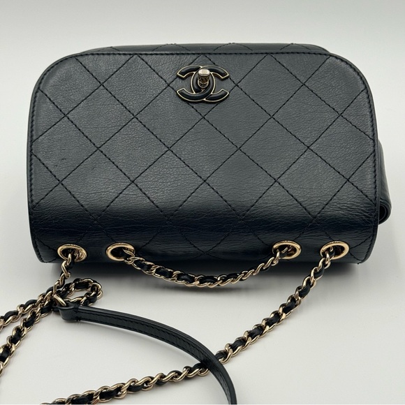 (SOLD) Chanel 19B Veau Grain Black Flap Bag W Gold (Full Set W Receipt & Tags) - Picture 16 of 16